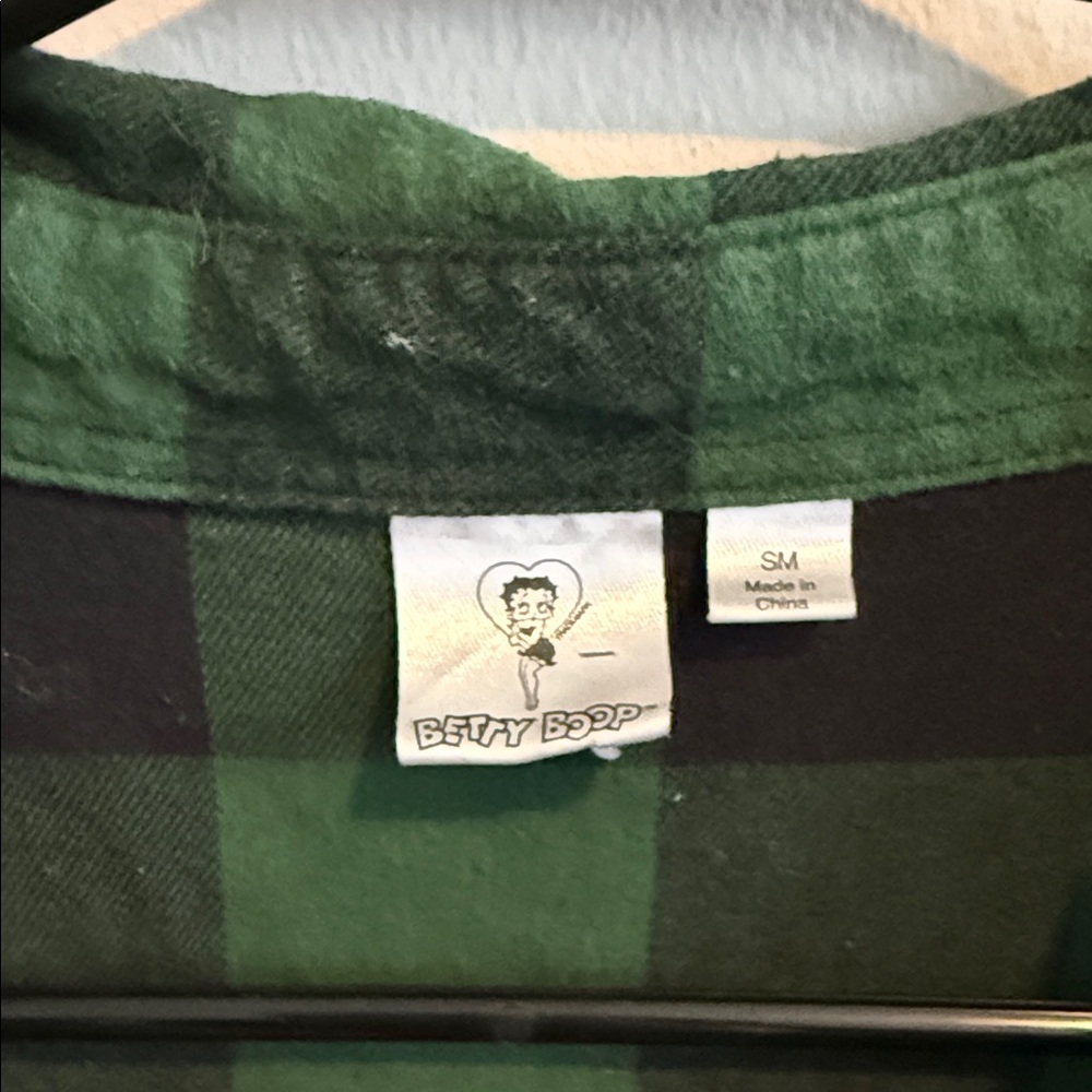Betty Boop Green and Black Plaid Shirt with Pink Logo - Picture 3 of 3